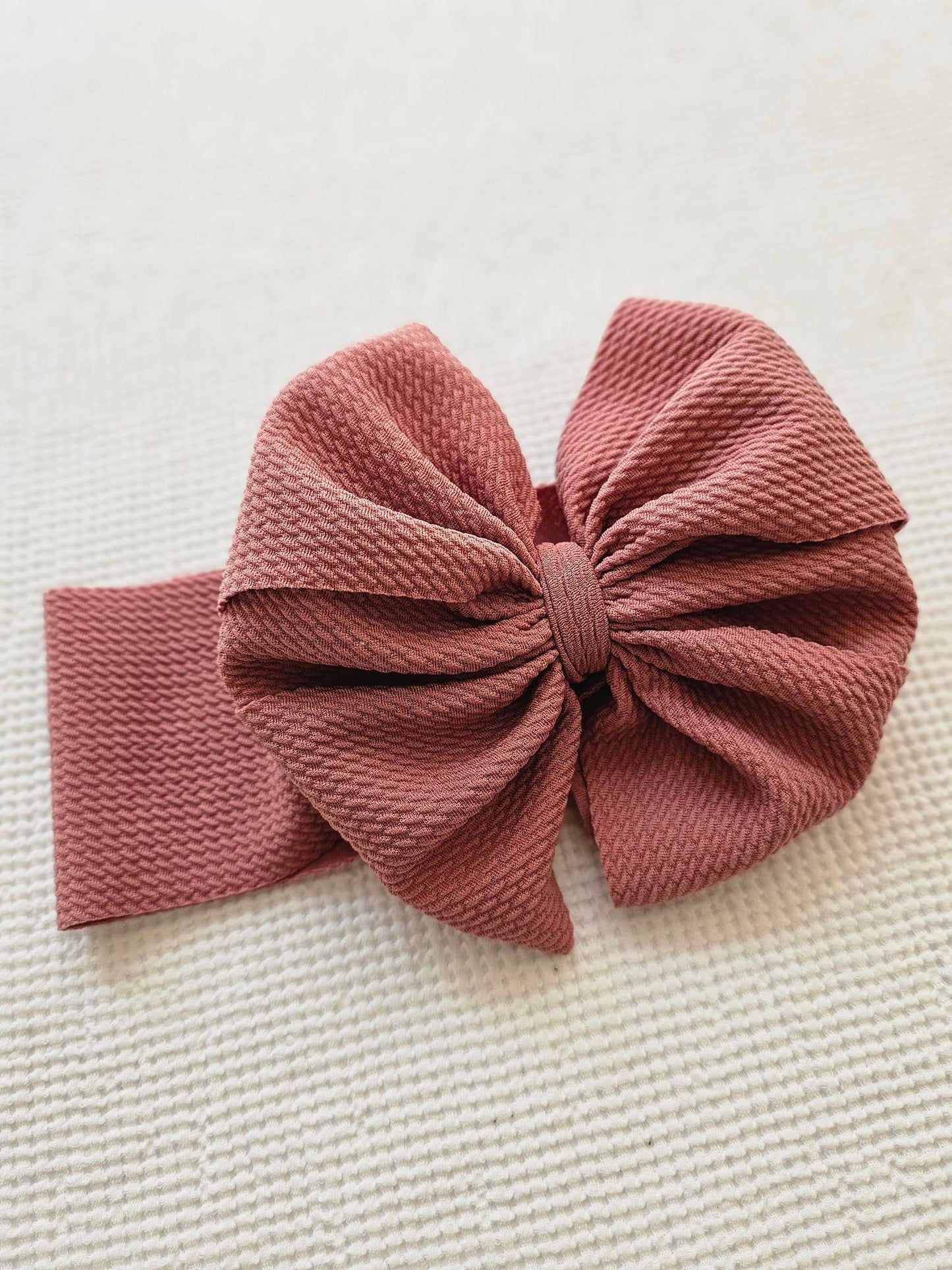 rose messy bow.
